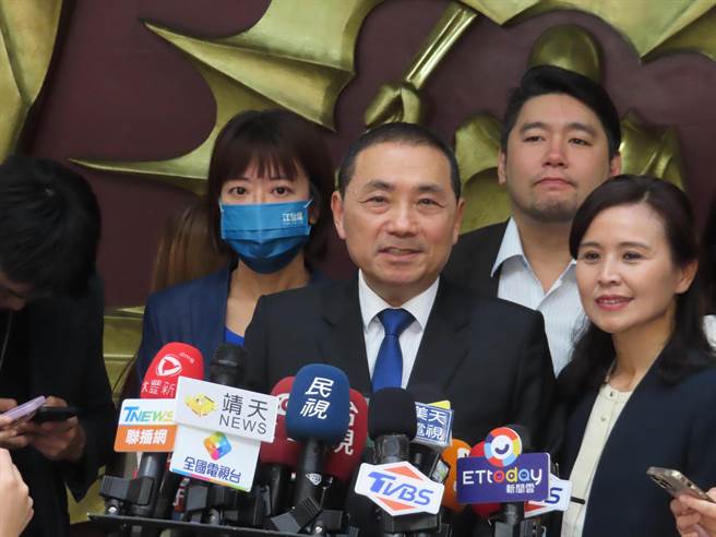 有人提出「一县市一核电厂」政见近期引发讨论，新北市长侯友宜表示，只要讨论让台湾不缺电，大家有共同方向，这才是最重要的。（叶德正摄）