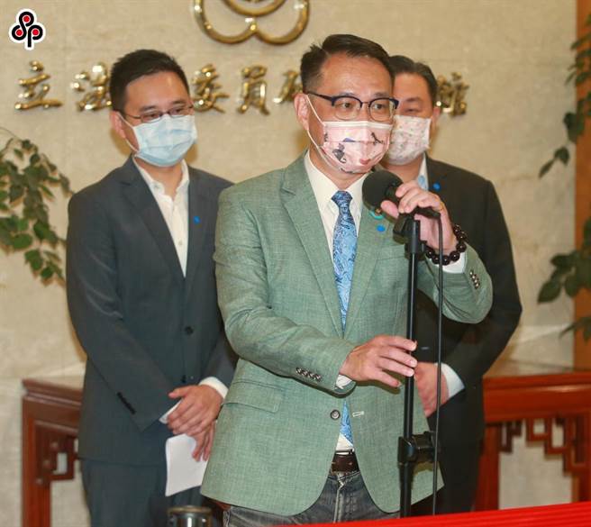 民进党台北市党部主委张茂楠表示，侨委会副委员长阮昭雄曾有参战中山、北松山的想法，但担任侨委会副委员长后就没再讨论。（本报资料照片）