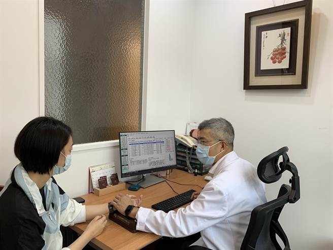 桃园市长张善政今天宣布5月10日将兑现「产妇心理谘商」政见。图为中医诊疗示意图。（桃园市卫生局提供／陈梦茹桃园传真）