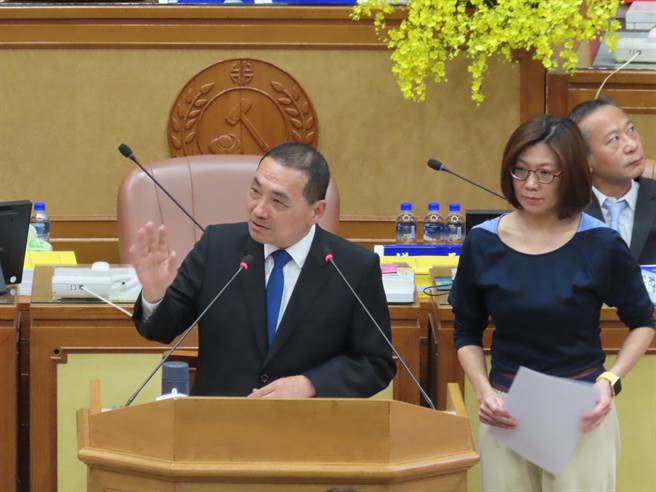 八里汙水廠設備更新計畫中央卡關，侯友宜盼加速核定新北該負責任不會逃避。（葉德正攝）