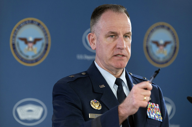 五角大楼发言人赖德（Pat Ryder ）声明指出，将派遣现役部队支援美国边关巡逻队90天，但不会有执法任务。（图/ 美联社）