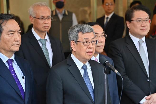 行政院长陈建仁。（行政院提供）