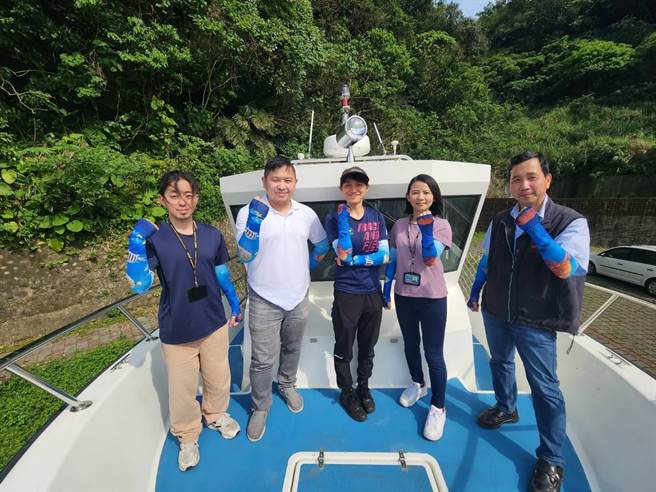 海科馆所属的「潮境方舟1号」即将于5月12日展开今年的首航，海科馆也推出限量的海洋生物防晒袖套，赠送给预约登船的妈妈们。（国立海科馆提供／张志康基隆传真）