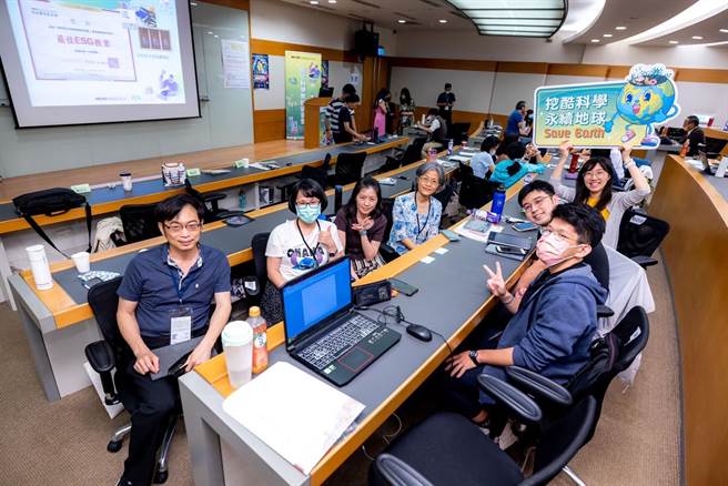 财团法人旺宏教育基金会今年携手新竹高中，举办科学教师研习营。（旺宏教育基金会提供／王惠慧新竹传真）