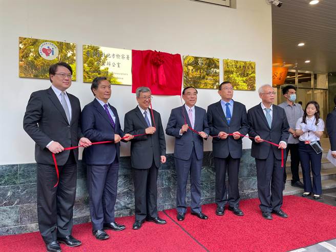 台灣高等檢察署3日舉辦「查緝詐欺及資通犯罪督導中心」揭牌典禮(法務部提供)