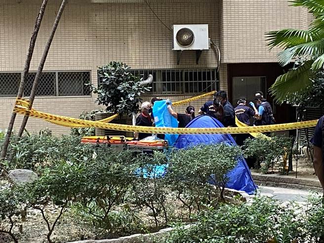 台南永康區一名男子從大樓墜樓身亡，因腰部明顯有傷，警方已鎖定特定對象偵辦中。(曹婷婷攝)