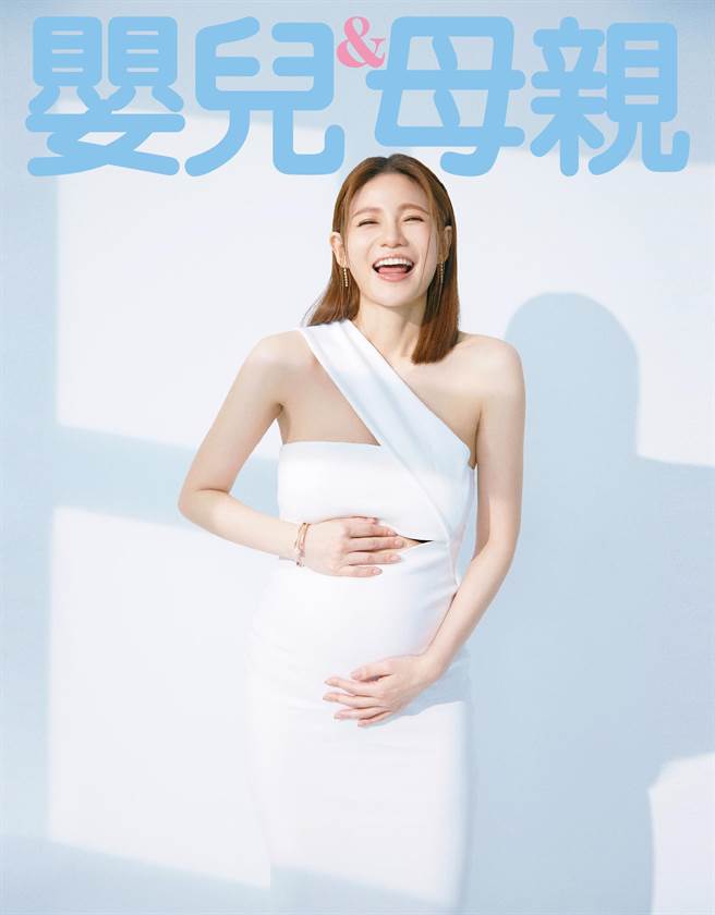 萝莉塔即将当妈，但她透露孕期很辛苦。（婴儿与母亲杂志提供）