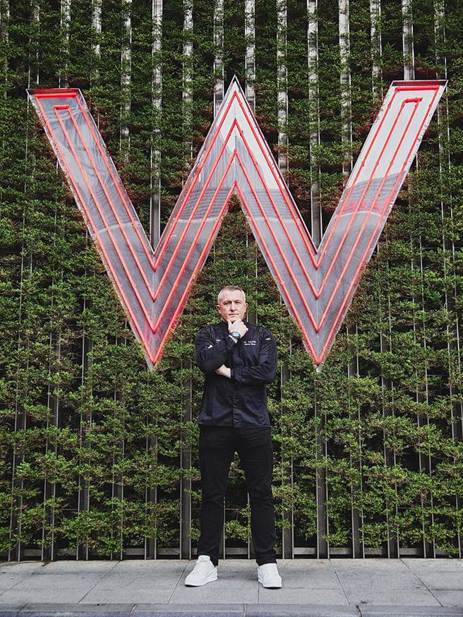 连续16年荣获共25颗米其林星的奥利维耶·埃尔泽(Olivier Elzer)，将以法式的优雅别致融入亚洲的饮食文化在台北W饭店开设新餐厅。（图／台北W饭店提供）