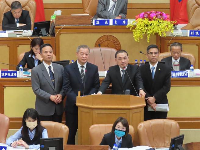 侯友宜表示，新北灾害应变随时可转战时应变。（叶德正摄）