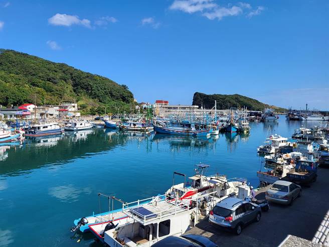 新北市渔业处欢迎民眾到瑞芳的深澳及水湳洞渔港享受美食、美景和垂钓的乐趣。（新北市渔业处提供／张志康新北传真）
