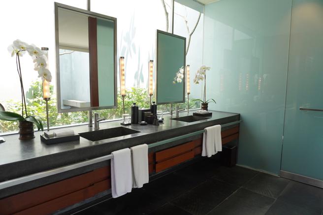 别墅内设有双洗手台。（何书青摄）