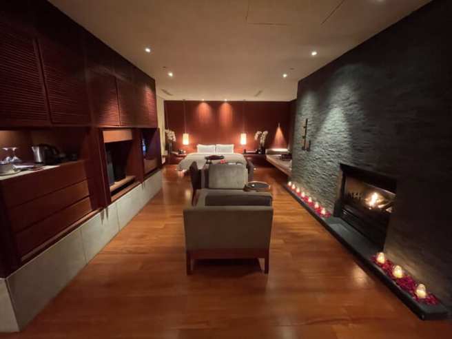 日月潭顶级度假酒店「涵碧楼」推出浪漫满点的「纪念日专案」，首推入住别墅房型。（何书青摄）
