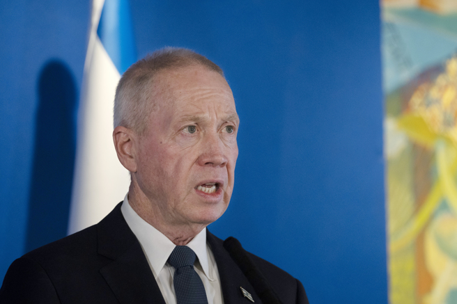 2023年3月9 日，以色列国防部长葛朗特（Yoav Gallant） 在与美国国防部长奥斯汀发表联合声明的资料照。（美联社）