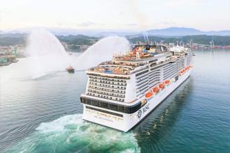 基隆港喜迎最大郵輪「地中海榮耀號」4600多名國際旅客到訪