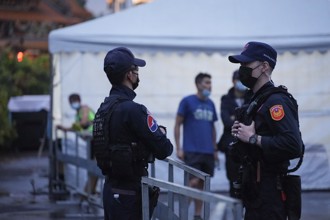 30歲想轉行！人妻提「跟老公一樣當警察」被勸退 內行曝最大關鍵