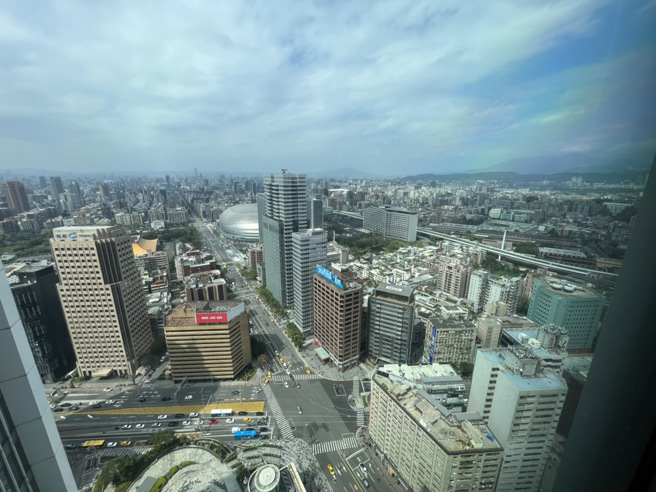 疫后至今店面市场开店最积极的双主力，除了餐饮业以外就是药局。（图/信义房屋 提供）