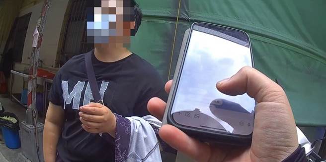 高雄陈姓女子误入假交友陷阱，险遭诈15万元积蓄。（翻摄照片／崔正纲高雄传真）