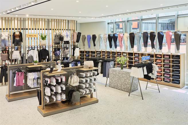 lululemon新竹Big City 门市店内全景照。（lululemon提供）