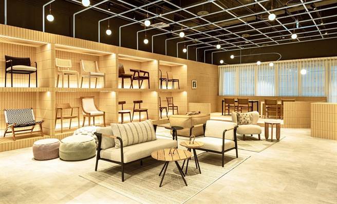 7OCEANS 与来自芬兰的「Yatofu Creatives 也兜设计」携手打造互动式体验空间，让消费者感受自然舒适的设计氛围。（7OCEANS提供）