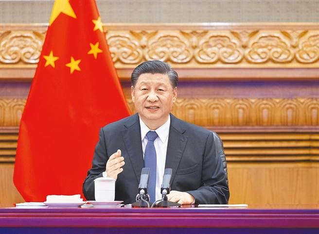 中共中央财经委员会议5日召开，由大陆国家主席习近平主持。会中提出需加快现代化产业建设，包含坚持实体经济、把握AI新科技浪潮、人口高品质发展等战略。（新华社）