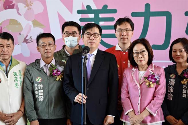 高雄市長陳其邁表示，這次選拔出的美力媽媽代表7種不同精神的象徵。（記者林雅惠攝）