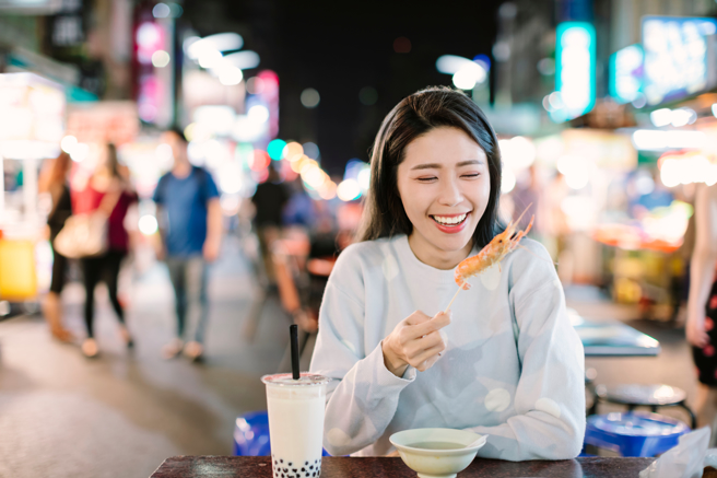 外食通常都含食品添加物，吃多了累积在体内，对人体造成不良影响，营养师张宜婷分享5招加强代谢、降低危害。(示意图/达志影像)