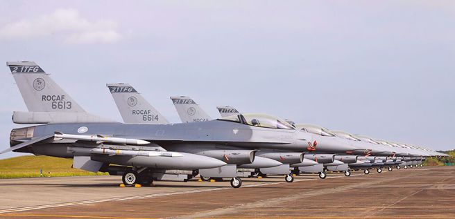 我空军向美国採购66架F-16V战机交货时程延宕2年。（本报资料照片）