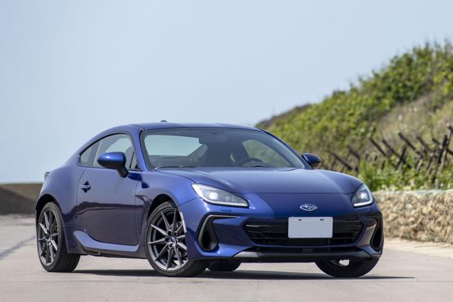 SUBARU BRZ享100万48期零利率、5年或12万公里原厂保固。（陈大任摄）