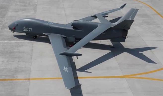 今侦获9共机、5共舰，「陆版全球鹰」无侦7进入我西南空域。（新华社）