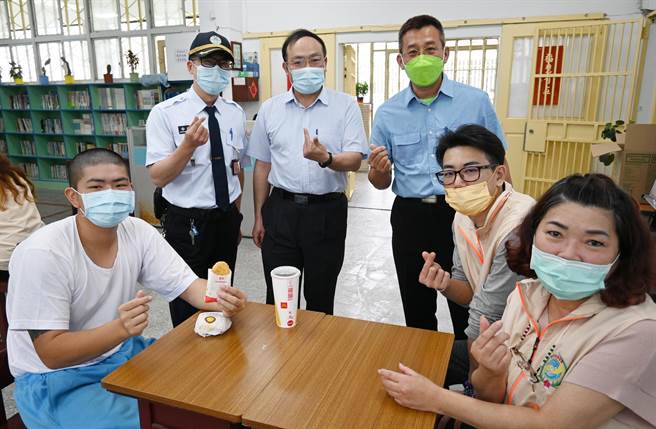 2日至4日的「母亲节面对面恳亲会」，首次在宜兰监狱扩建案新的教诲堂举办，环境舒适。（宜兰监狱提供／吴佩蓉宜兰传真）