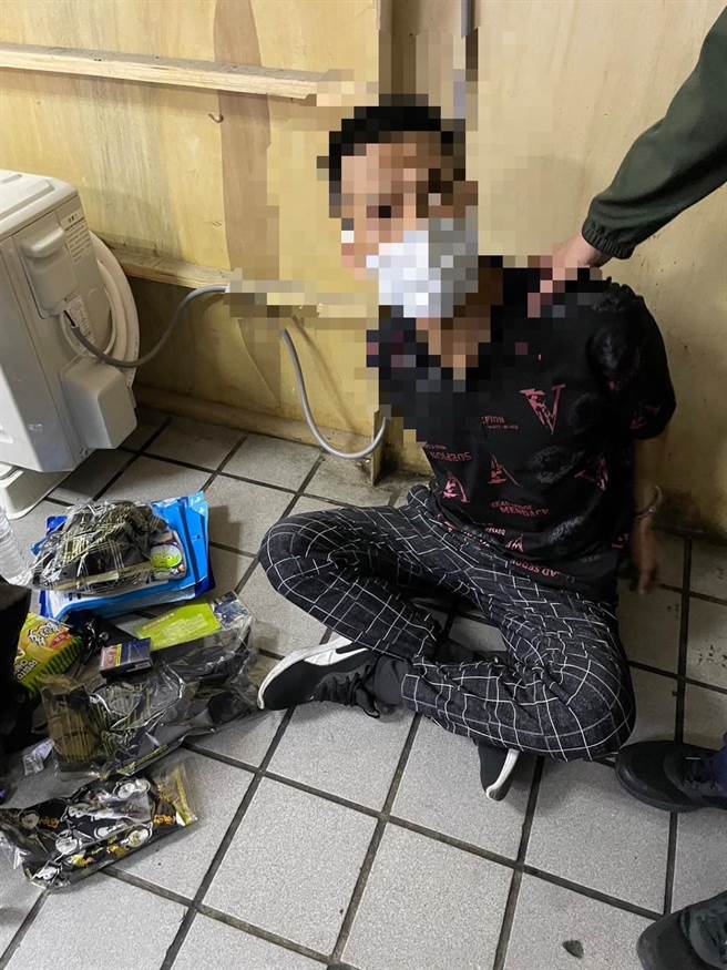 警方循线在三重将黄嫌逮补归案。（警方提供）