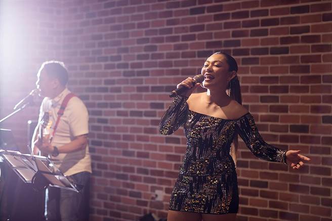 台中震大金郁金香酒店打出「5月女王月」口号，大手笔推出一系列住宿、餐饮活动优惠。（震大金郁金香酒店提供／陈淑娥台中传真）