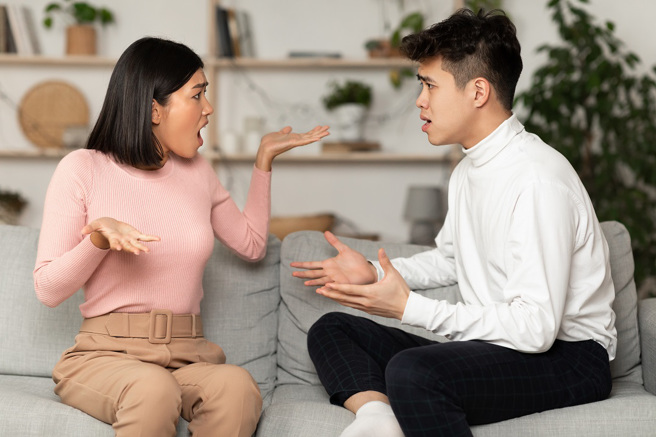 生肖属牛、鼠、猪和兔的人因为个性太过自我，很少顾及他人感受，因此常常得罪人而不自知。(示意图/达志影像)