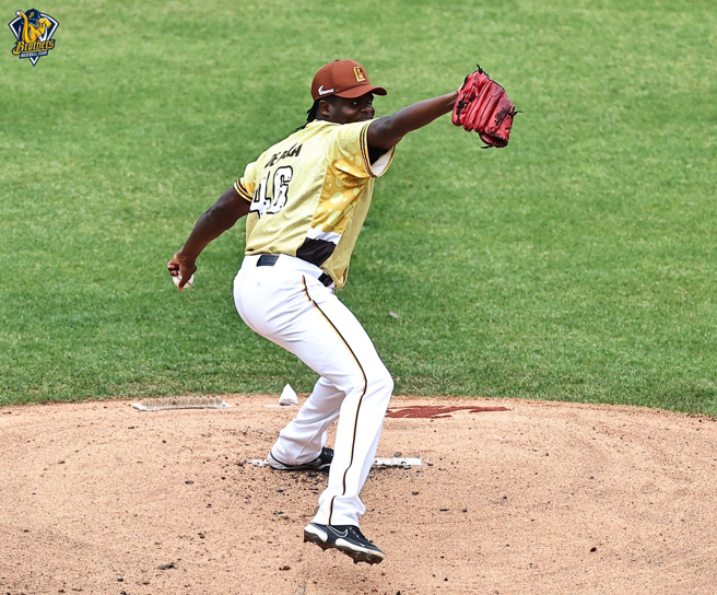 中信兄弟德保拉繳出7.1局無失分好投。（中信兄弟提供）