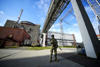 「歐最大核電廠」周遭恐爆激戰！俄撤千人 專家憂「嚴重核事故」