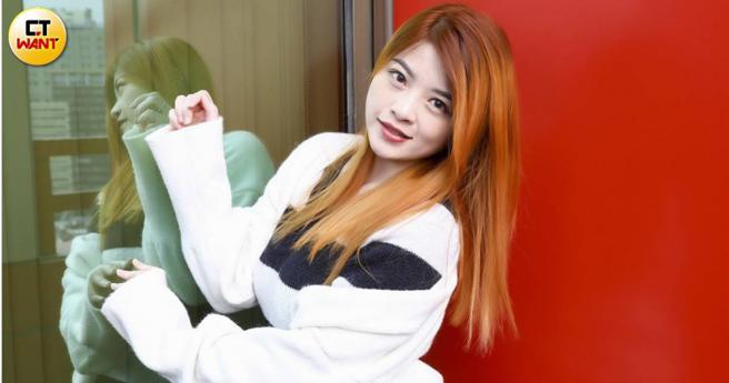 米砂转战成人电影行业当起AV监制，更开公司当起CEO。（图／赵文彬摄）