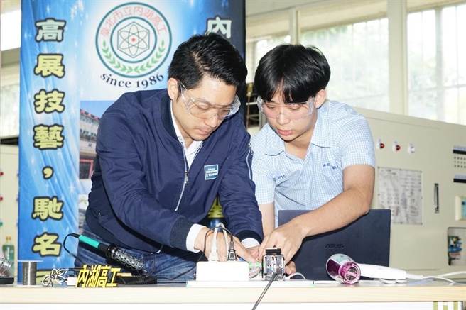 面對機車退出2.0引起民怨，台北市長蔣萬安回應，對的事情會堅持，也會持續和地方溝通。（台北市政府提供／劉彥宜台北傳真）