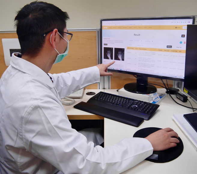 林口长庚医院成为引领全台利用人工智能研发成果取得医疗器材许可证之医疗院所。( 图/ 长庚医院提供)