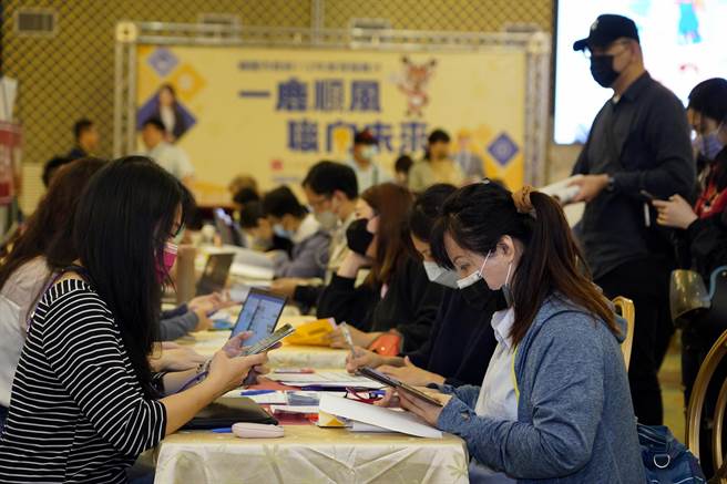 桃逾百家旅宿解封大徵才，释3000以上职缺。(市府提供／蔡依珍桃园传真)