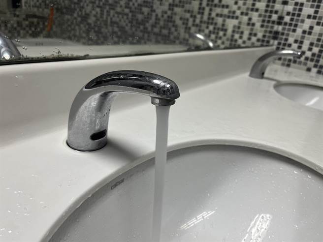 屏南地区5月16日4时起将停水23小时，预计影响4万9000户。(林和生摄)