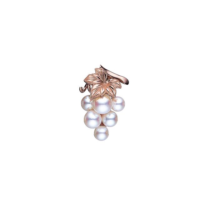MIKIMOTO 粉紅金葡萄造型珍珠胸針，約3萬1000元。（MIKIMOTO提供）