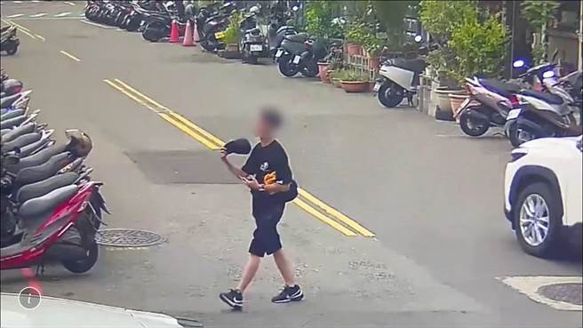 警方获报后，立即派员调阅监视器，发现1名40岁陈姓窃嫌涉有重嫌。（翻摄照片／王惠慧新竹传真）