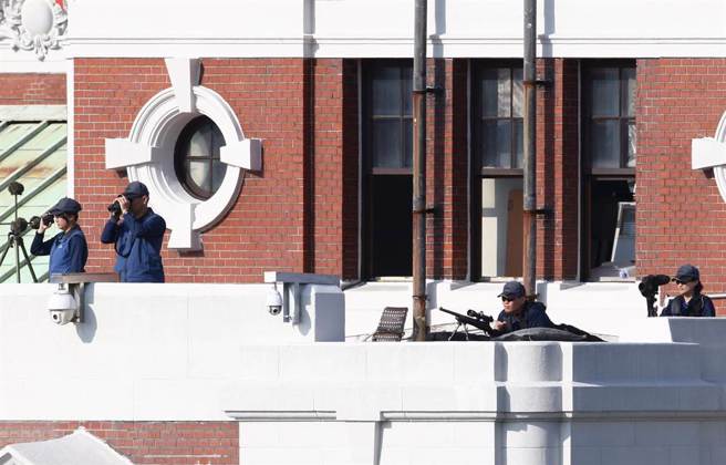 特勤中心已向美国採购美制7.62公厘狙击枪，并已获输出许可，图为特勤中心使用的旧式狙击枪。(中时资料库)