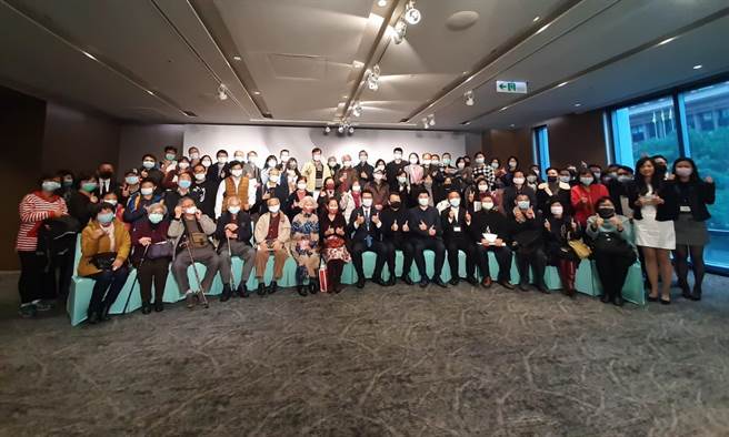 110年1月17日连云建设于寒舍艾美举办说明会，会中说明建筑规划修正为24F／B7，100％住户参加。 （连云建设提供／丁上程台北传真）