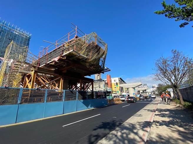 捷运三莺线延伸八德环境影响说明书环评初审建议通过。(蔡依珍摄)