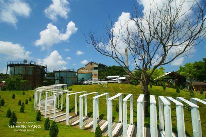 「台南十鼓仁糖文创园区」的双人、4人野餐方案，售价329元起。(台南十鼓仁糖文创园区提供)