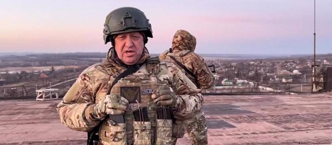 普里戈津再次以撤军为要胁，他批评俄军指挥官无能、将领欺暪，弹药供给也不满意。（图／AP）