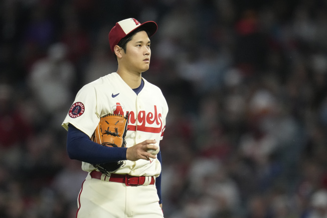 大谷翔平儘管缴出优质先发，在天使打线熄火下仍吞本季首败。（美联社）
