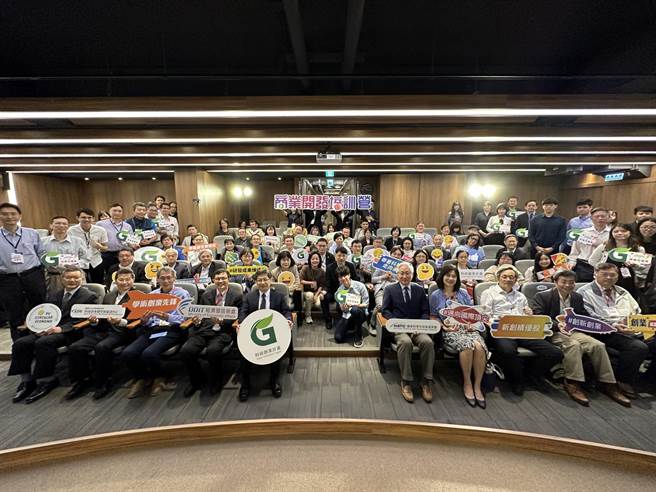 国科会今(10)日于犇亚会议中心举办「科研创业计画」成果发表记者会，邀集各界代表出席。(国科会提供)