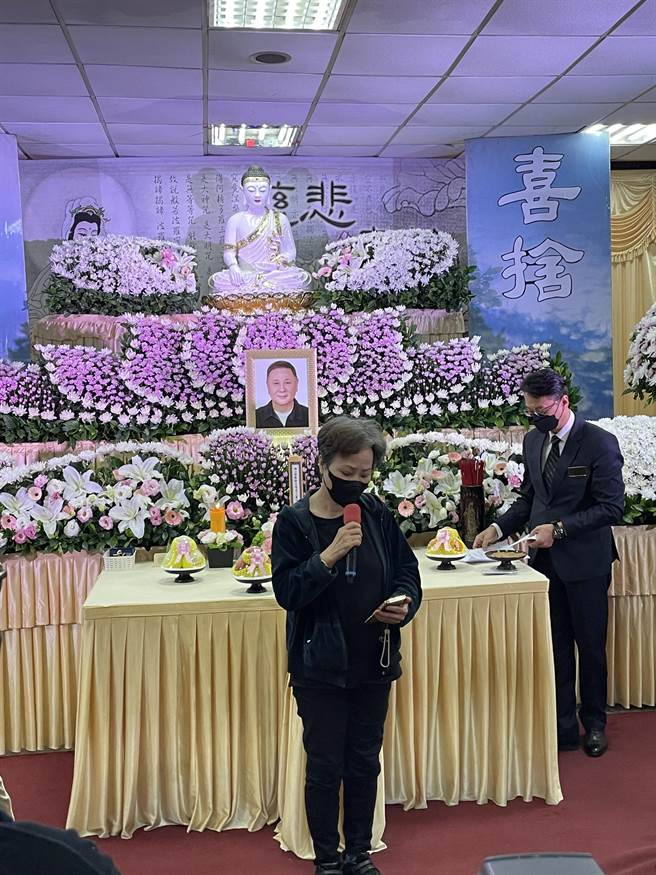 宗华遗孀感谢亲友让宗华最后一程功德圆满。（林淑娟摄）